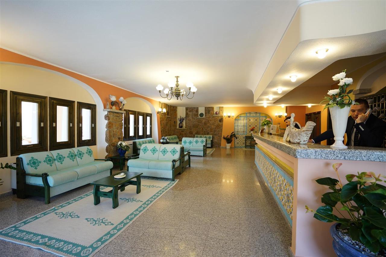 Nicolaus Club Torre Moresca 奥罗塞伊 外观 照片