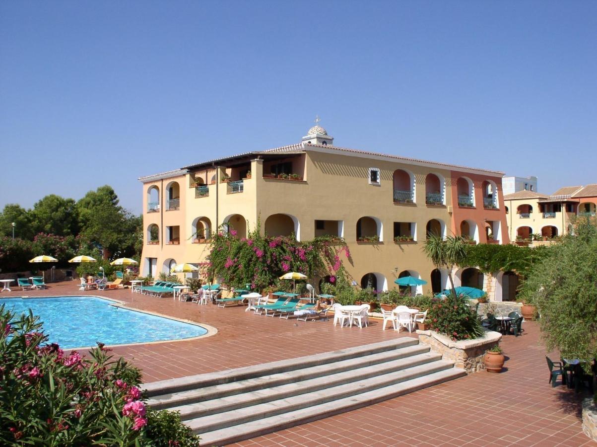 Nicolaus Club Torre Moresca 奥罗塞伊 外观 照片